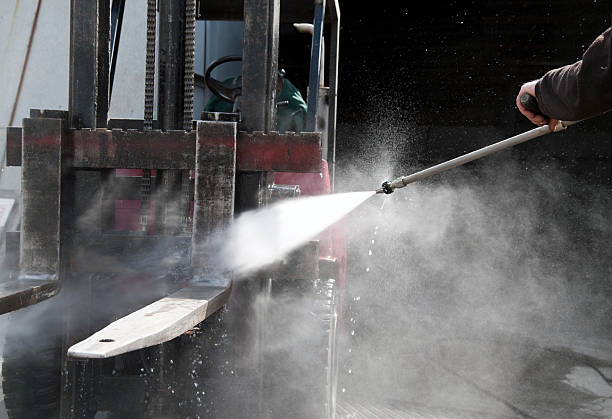Best Oil Spill Cleanup  in Great Neck Plaza, NY
